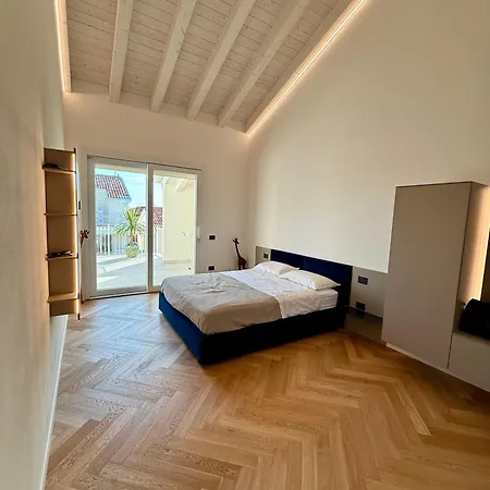 Luxury And Pool House 아파트